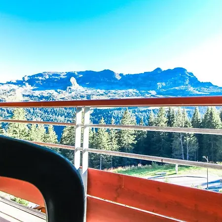 Stunning 3-bedroom With Mountain Views