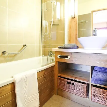 Stunning 3-bedroom With Mountain Views Lägenhet Flaine