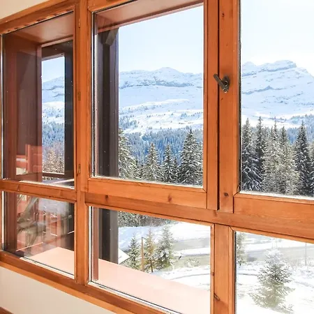 Apartment Stunning 3-bedroom With Mountain Views